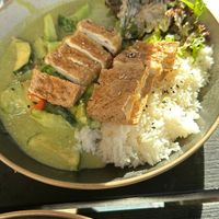 Vegan Avocado Curry  at Ramencado in Celle