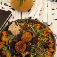 Falafel bowl at House of Wonders in Cascais