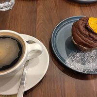 Americano and chocolate muffin at Caffè Latte - カフェラテ in Hiroshima