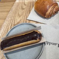 Eclair   at Land & Monkeys - Grands Boulevards in Paris