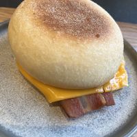 Muffin bacon cheddar with La Vie bacon so YUM warmed up with the cheese melted. Very impressed with their cheddar cheese. Might be best dupe yet for me    at Land & Monkeys - Grands Boulevards in Paris