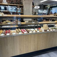 The patisserie cabinet  at Land & Monkeys - Grands Boulevards in Paris