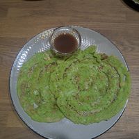Linsen "Pancakes" mit Tamarind chutney at Aaharveda in Braunschweig