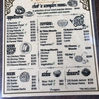 Vegan options marked with ‘V'  at Mas Masala in Playa Del Carmen