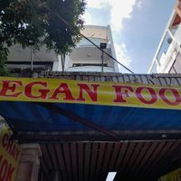 Main sign outside at Quán Chay 10k in Ho Chi Minh City