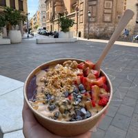 Açai bowl medium (500 ml) at Frigus in Valencia