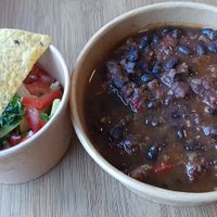 Vegan Chilli & picó de gallo at vegasi in Altea