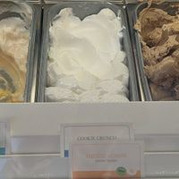 vegan flavors at Mama's Bakery in Crete