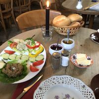 Vegan medi breakfast, bread with jam and two savoury spreads at Cafe Malik in Muenster