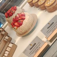 strawberry plant at Giardino Paris｜Pâtisserie & Café in Paris