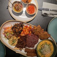 Nasi campur vegan für zwei Personen   at Hot Chilli im Steinebacher in Woerthsee