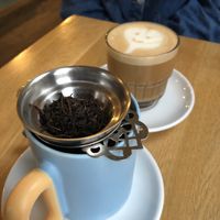 Thea and dirty chai  at Koffie ende Koeck in Amsterdam