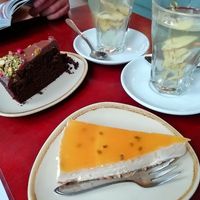Chocolate- and passionfruit-cheesecake at Koffie ende Koeck in Amsterdam