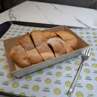 vegan pastry with fig at Gungmin Ppangjip - 국민빵집 in Seoul