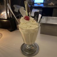 date shake  at DREAMBOAT in San Diego