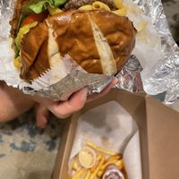 Mac and cheese burger   at Rhythm 'n Wraps in Boston