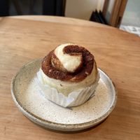 Cinnamon roll  at 24sekki in Kamakura