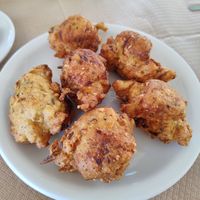 Zucchini balls - perfect together with a salad at Tavern "Volax" in Tinos