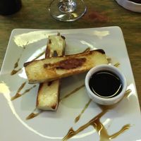 Halloumi and molasses starter at Gaia Art and Cafe in Rio De Janeiro