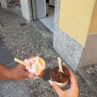   at Gelateria del Borgo  in Bellagio