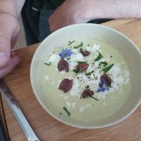 Gaspacho feta et concombre at Chardon  in Angers
