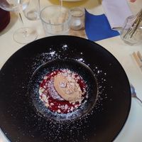 vegan raspberry, veggy cake, and cream at Il Lavatoio Bistrot in Santarcangelo Di Romagna