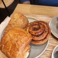 Chausson aux pommes, babka et pain au chocolat. 3 délices ! at Land & Monkeys - Père Lachaise   in Paris