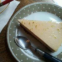 Cheesecake vegan citron vert  at What The Cake in Strasbourg
