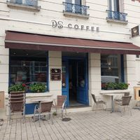 Kaffee Außenbereich at DS Coffee in Chalons-en-champagne