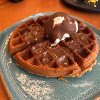 waffle com sorvete do dia e chocolate   at Tula Café & Bistro in Rio De Janeiro