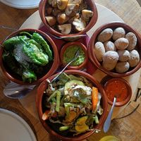 Verschiedene vegane Tapas at El Corazon in Zoutelande
