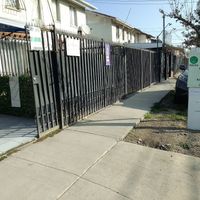 Local familiar at El Portón Negro in Penaflor