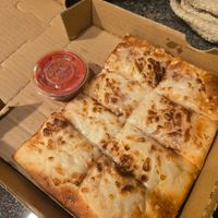 Vegan garlic cheese bread at Razzo's Pizza in Oakland