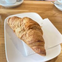 Veganes Croissant (mega gut)  at Cafe Josefina in Munich