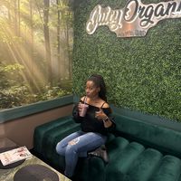 One of the staff offered to take my picture😄 at Juicy Organics in Madison