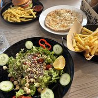 Das Knoblauch Brot war vegetarisch.  at George Bistro 33 in Crete