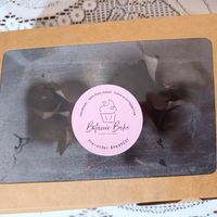 Cocoa banana raisin muffins 🤤 at Botanic Bake in North Singapore