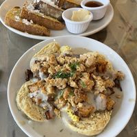Homestyle breakfast bowl & French toast  at Seedz Cafe in St Louis