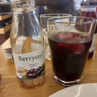 jugo sin azucar at Panadería y Cafetería Almapan in Puerto Varas