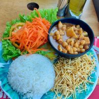 Strogonoff vegano de grão de bico com leite de coco at Maré Alta in Itacare