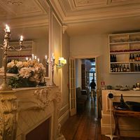 Cosy elegant atmosphere. at Em Carne Viva in Porto