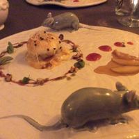 interesting plating at Em Carne Viva in Porto