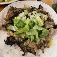 Grilled oyster mushrooms with lettuce and vinaigrette   at Olympus Gítema in Litochoro