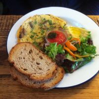 Vegan omelette at EZ and Moss in North London
