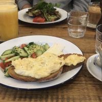 Scrambled egg  at EZ and Moss in North London