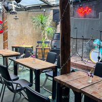  at BeLa FIESTA - 薄荷岛菲律宾音乐餐厅 in Shanghai