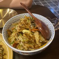 Beef with rice underneathh  at Zhi Su - 旨素 in Beijing