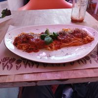  at Logan's Garden in Madrid