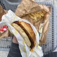   at doen doen burger in Stuttgart