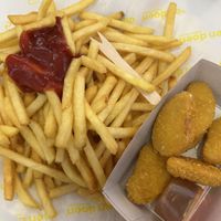   at doen doen burger in Stuttgart